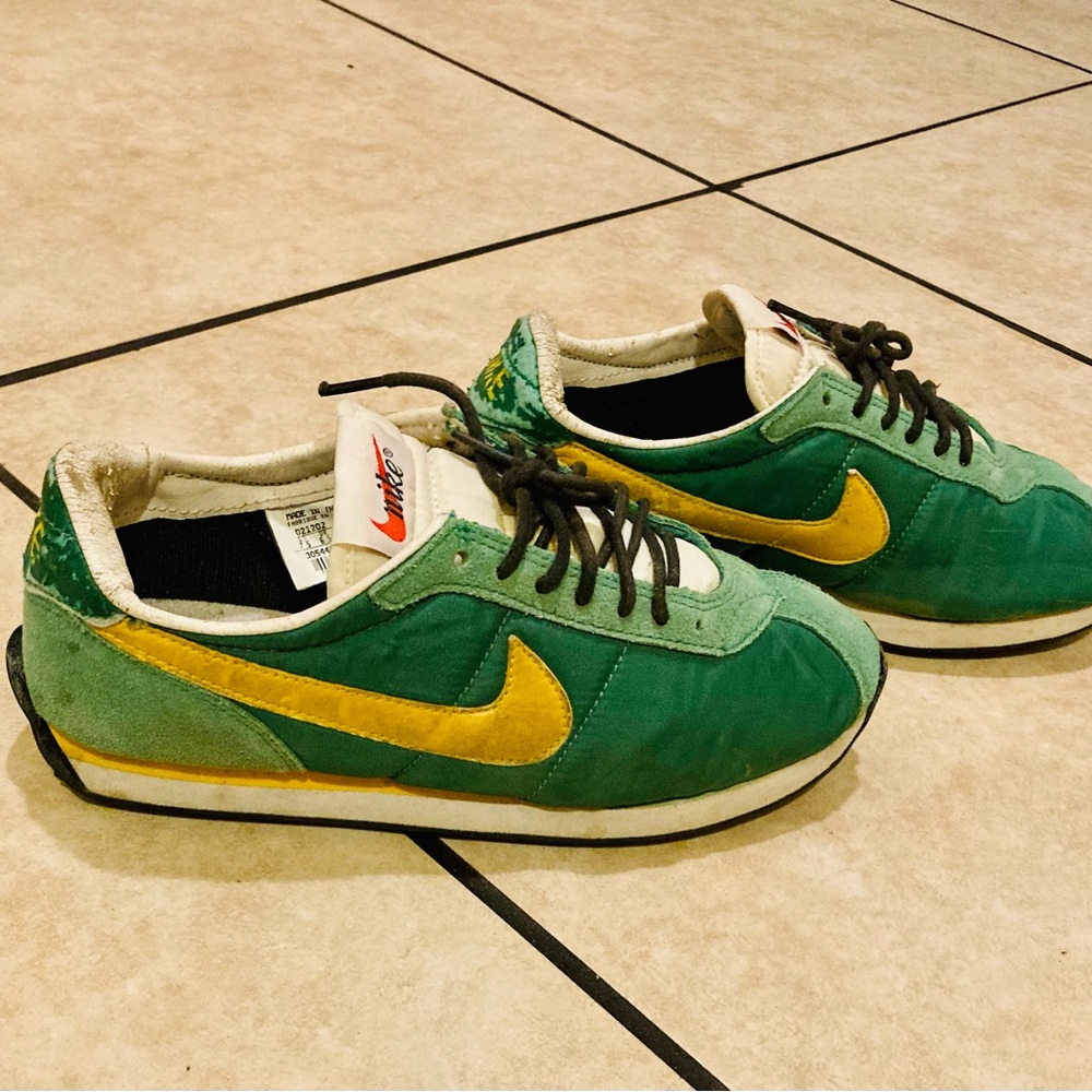 Vintage Nike shoes from the 80’s size 7.5
